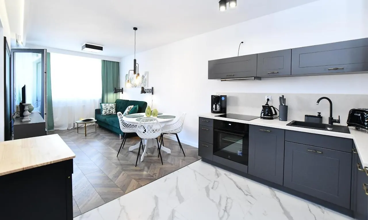 Bialy Dom Apartment Kolobrzeg